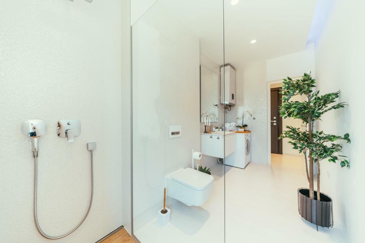 Unique Luxury Designers Apartment Right Next To The Beach Sukošan Zewnętrze zdjęcie